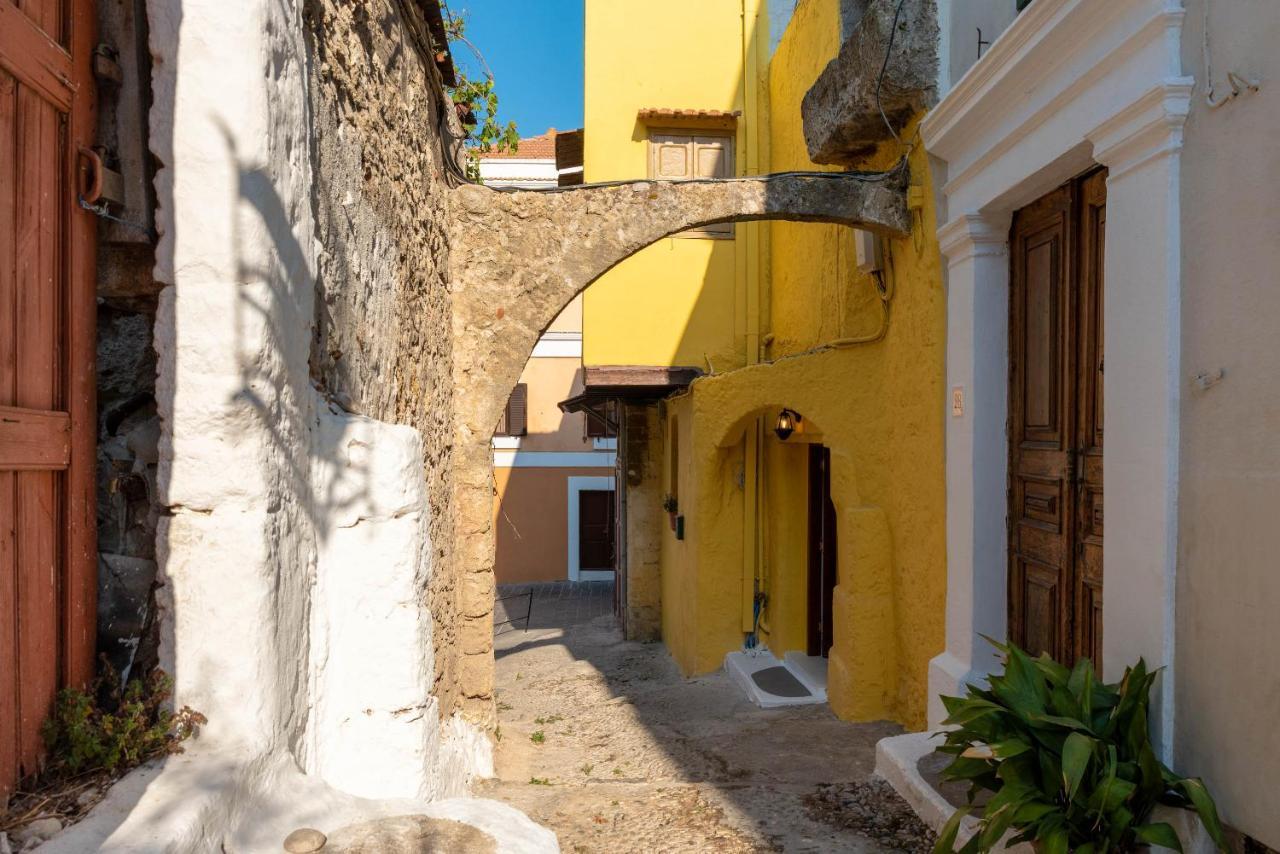 Voyaz Boutique Apartments & Suites -Old Town Rhodes City Екстер'єр фото