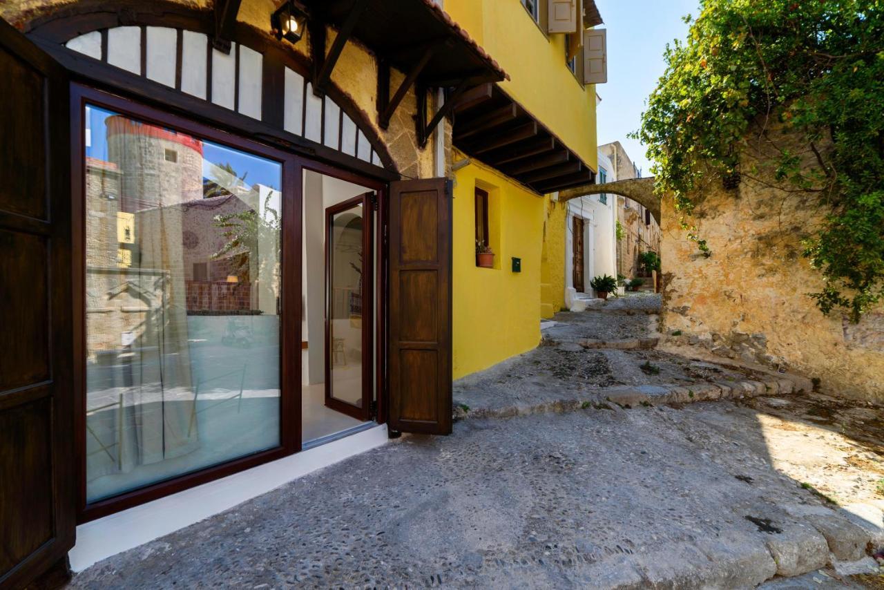 Voyaz Boutique Apartments & Suites -Old Town Rhodes City Екстер'єр фото